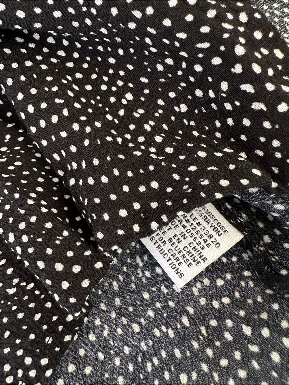 Like New Habitat Blouse Size Small - Picture 6 of 6